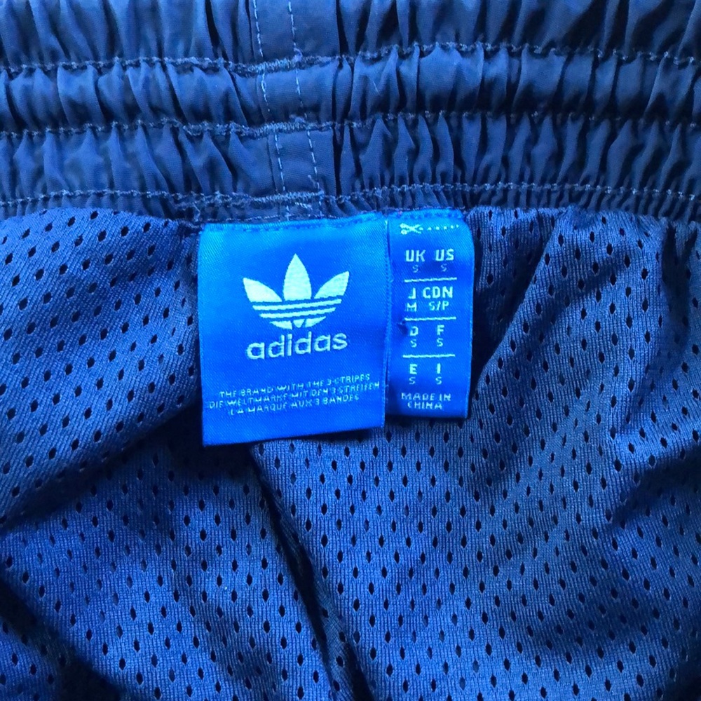 ADIDAS puff pants - Picture 3 of 3